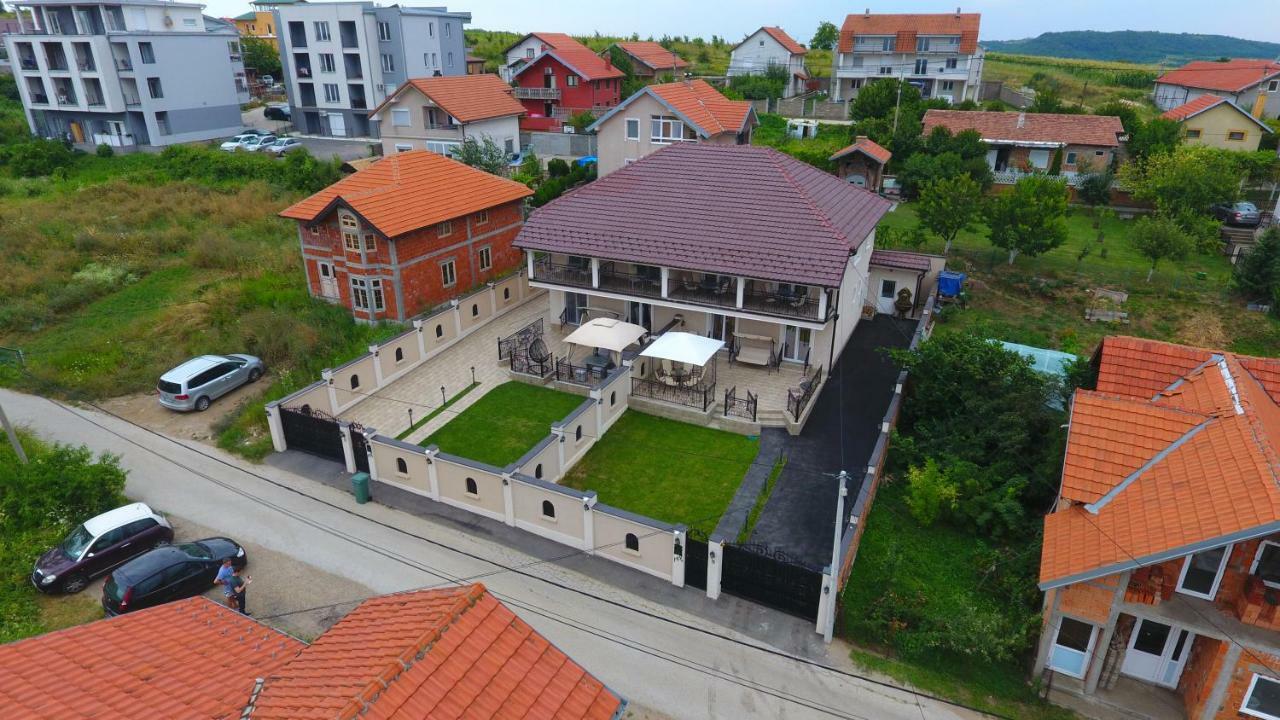 Apartments Exclusive 贝尔格莱德 外观 照片